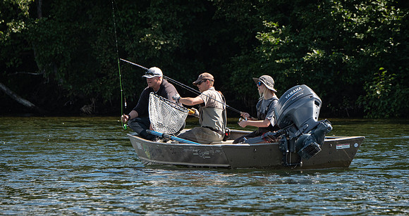 Lots of fish being caught on the Agulowak